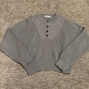 Elodie Gray Ribbed Crew Neck Sweater